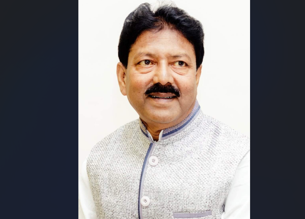 না ফেরার দেশে মেয়র মতিয়ার রহমান।নিজের লিভার দিয়েও স্বামীকে বাঁচাতে পারলেন না স্ত্রী।
