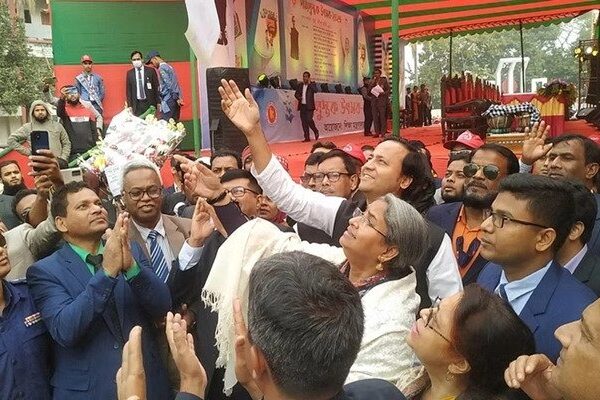 পাঠ্যপুস্তক উৎসবের উদ্বোধন করলেন শিক্ষামন্ত্রী