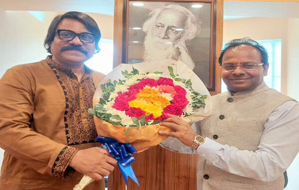 ভারতীয় সহকারী হাইকমিশনারের রবীন্দ্র বিশ্ববিদ্যালয় পরিদর্শন