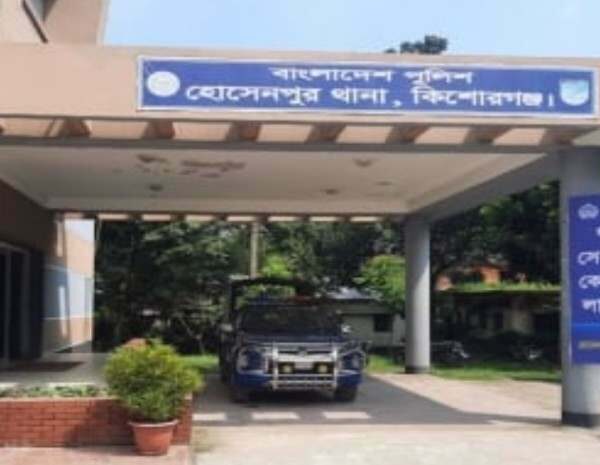 ঈদের নামাজ নিয়ে সংঘর্ষে