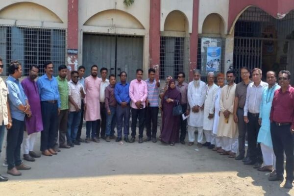 ডাটা এন্ট্রি অপারেটরদের সহকারী ইন্সট্রাক্টর পদে চলতি দায়িত্ব দেয়া প্রস্তাবের বিরোধিতা
