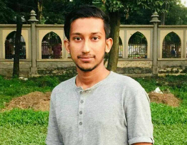 ঢাবির এসএম হলে শিক্ষার্থীর আত্মহত্যা