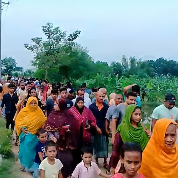 চুয়াডাঙ্গায় পরিত্যক্ত ব্রিজের নিচে মিলল পল্লী চিকিৎসকের ঝুলন্ত মরদেহ