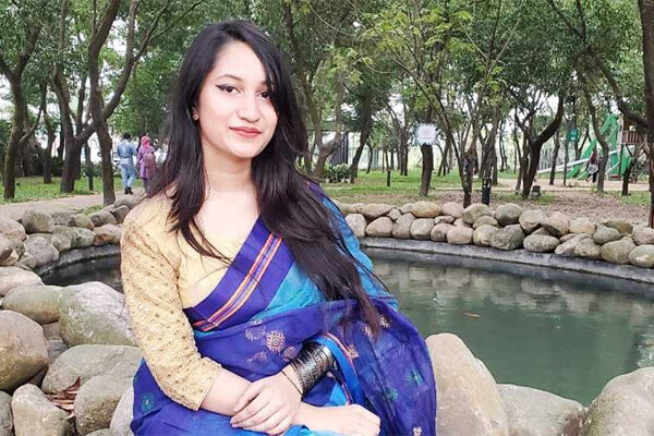 নিজের জীবন দিয়ে ছোট বোনকে বাঁচালেন জাবি শিক্ষার্থী সৃজনী