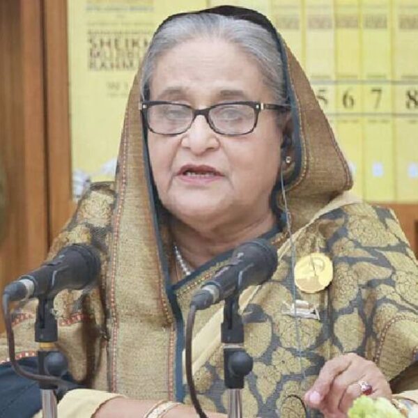 বেশি কথা বললে সব বন্ধ করে বসে থাকবো: প্রধানমন্ত্রী