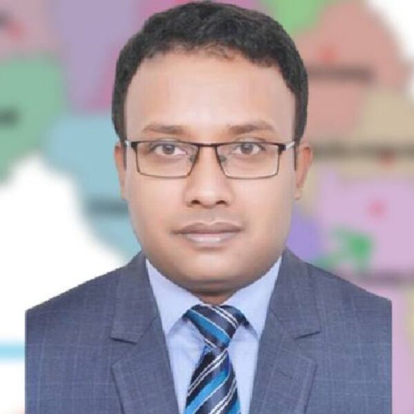 ডিসি সহযোগীতায় ইমাম-ইউএনওর সমস্যা মিটমাট