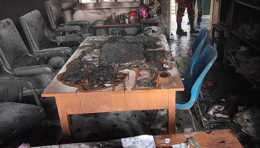 Miscreants set fire to the primary school late at night