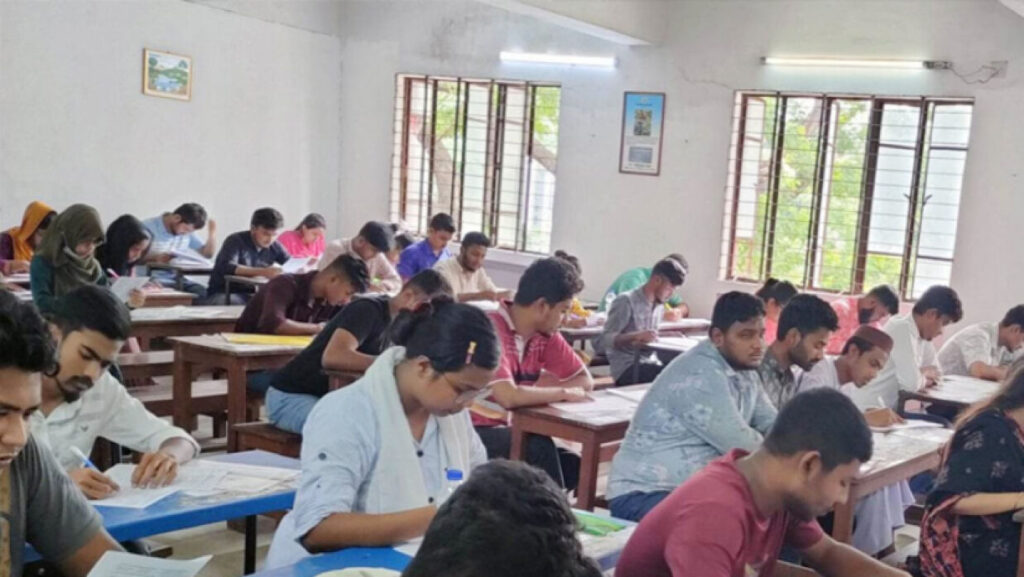 ঢাবি অধিভুক্ত কলেজে ভর্তির টাকা জমা দেওয়ার সময় বৃদ্ধি
