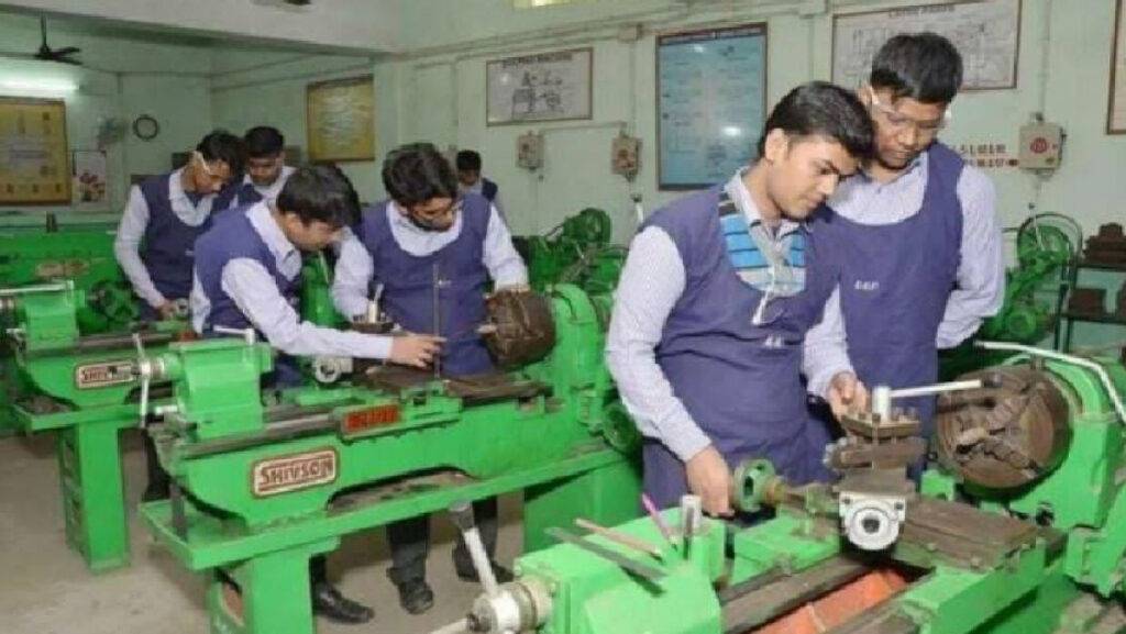 উপবৃত্তি পাচ্ছেন কারিগরির ৭৭ হাজার শিক্ষার্থী