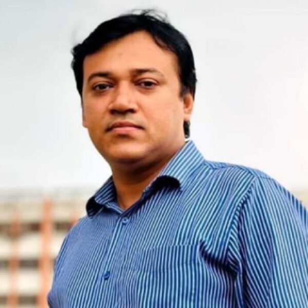 নজরুল বিশ্ববিদ্যালয়ে লোকপ্রশাসনের বিভাগীয় প্রধান সঞ্জয় মুখার্জি