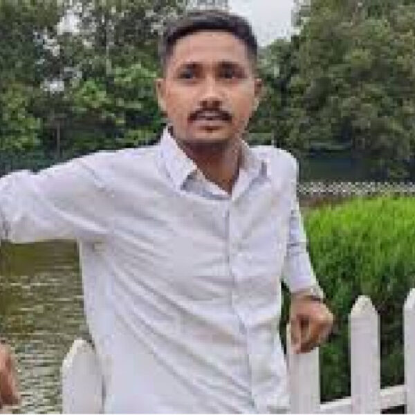 মৃত্যুর আগে ছাত্রদল নেতার ফেসবুক স্ট্যাটাস— চলে আসুন ষোলশহর