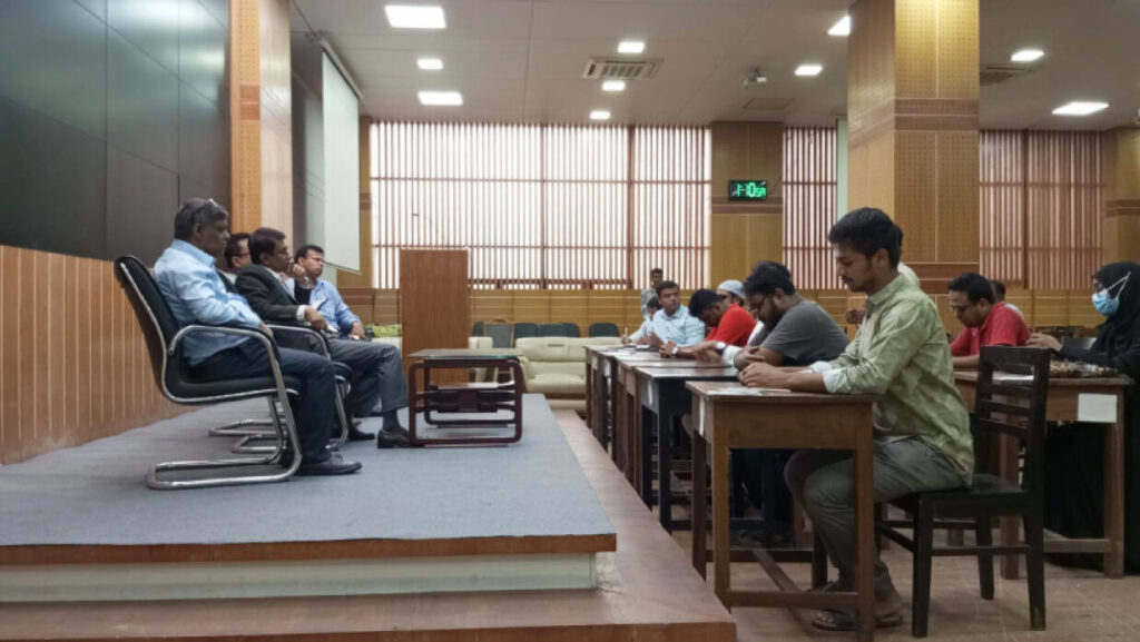 তিন বিসিএসের কার্যক্রম বাতিলের দাবি