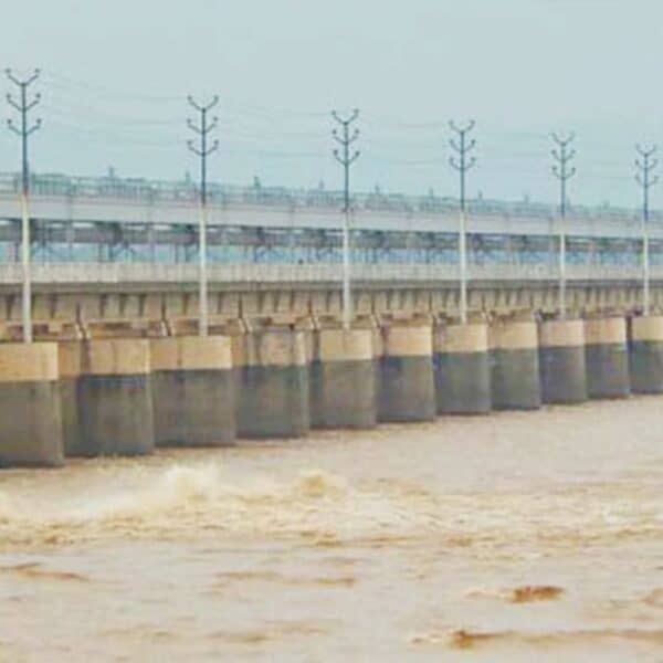আগে থেকেই খোলা ছিল ফারাক্কার সব গেট, বন্যার আশঙ্কা নেই