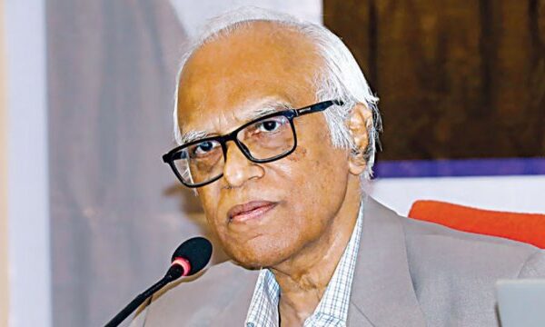 আগের শিক্ষাক্রম ফিরছে আগামী বছর থেকে