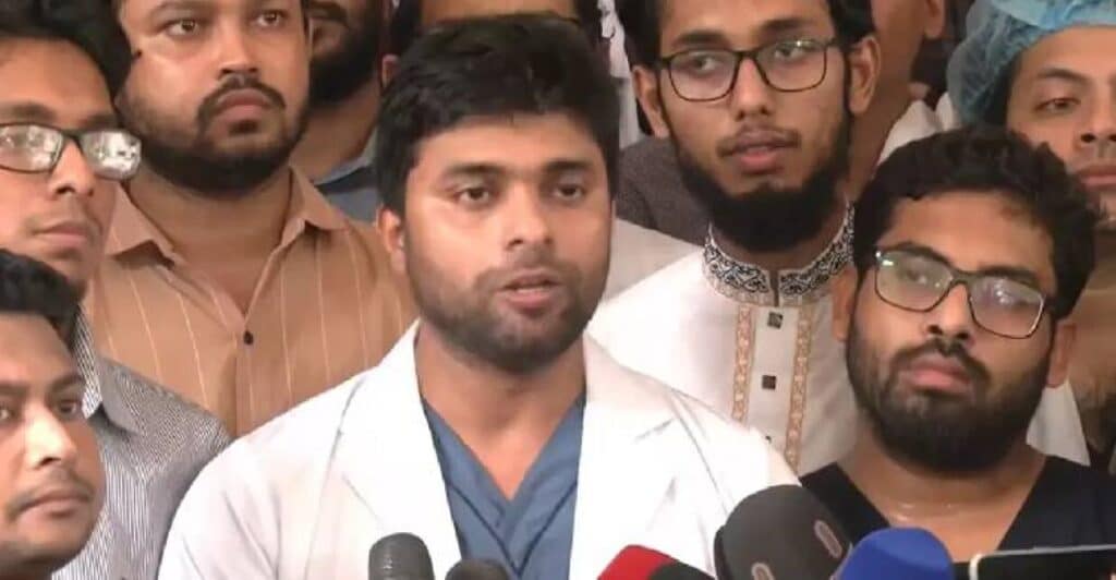 সারাদেশে চিকিৎসকদের শাটডাউন কর্মসূচি স্থগিত ঘোষণা