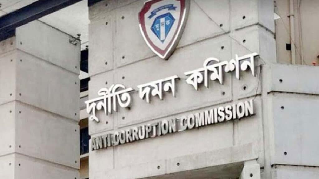 দুদকে একদিনে পদোন্নতি পেলেন ৯৪ জন