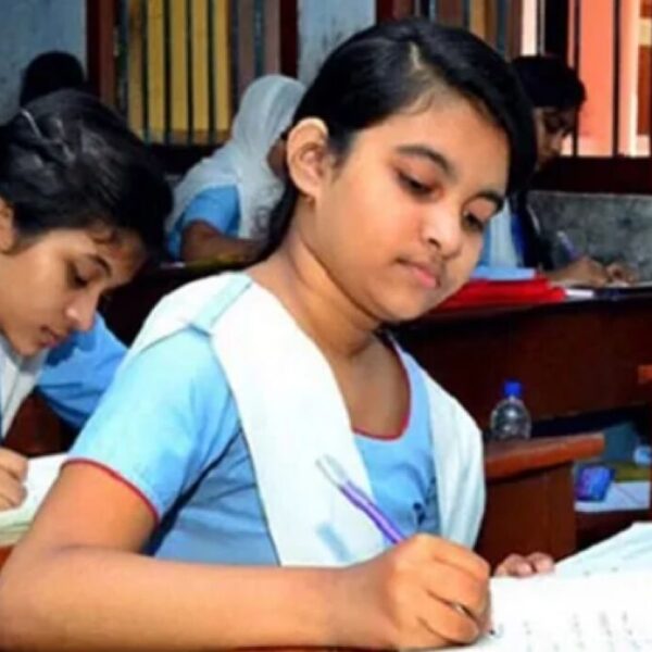 সৃজনশীল পদ্ধতির পরীক্ষা ফিরছে
