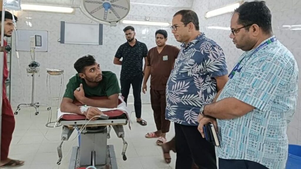 ছুরিকাঘাতে জখম জাবি শিক্ষার্থী, ফোন টাকা ছিনতাই