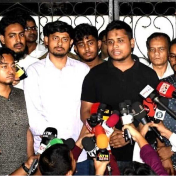 রাষ্ট্রপতি ইস্যুতে বিএনপি-ছাত্র আন্দোলনের নেতাদের বৈঠকে যে সিদ্ধান্ত হলো