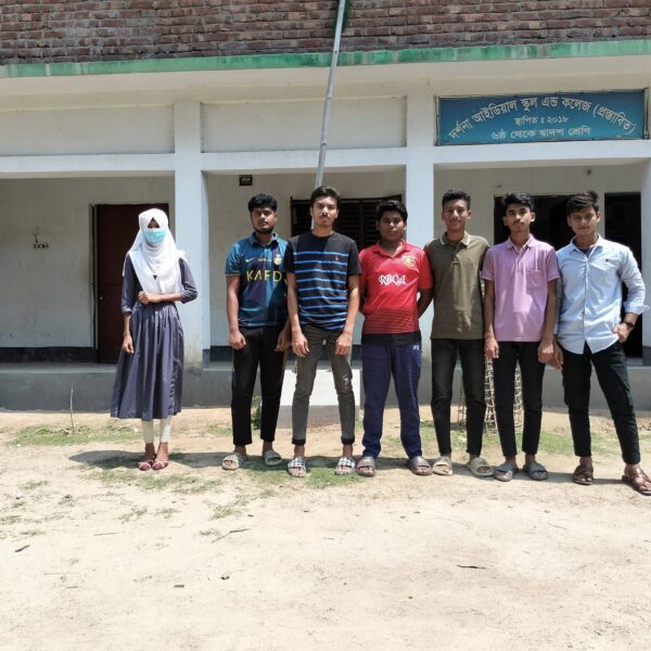 দর্শনার সেরা মাধ্যমিক বিদ্যালয় কোনটি?