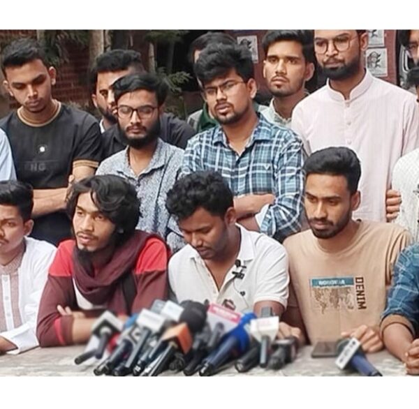 সহিং*সতায় তৃতীয় পক্ষের উস্কানি ছিলো, দাবি সোহরাওয়ার্দী কলেজ শিক্ষার্থীদের