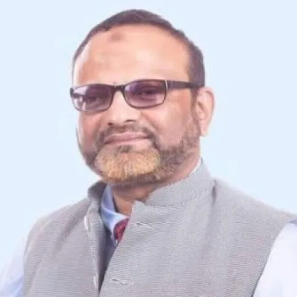 কুয়েট উপাচার্যকে লাঞ্ছিতের ঘটনায় ঢাবি উপাচার্যের নিন্দা