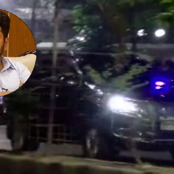 পতাকাহীন গাড়িতে উপদেষ্টা নাহিদ, পদত্যাগের গুঞ্জন