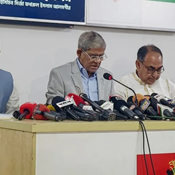 সরকারকে নিরপেক্ষ থাকার আহ্বান:মির্জা ফখরুল