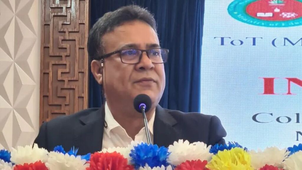 প্রাথমিক থেকে কলেজ পর্যন্ত শিক্ষকরা অবহেলিত: জাতীয় বিশ্ববিদ্যালয় ভিসি
