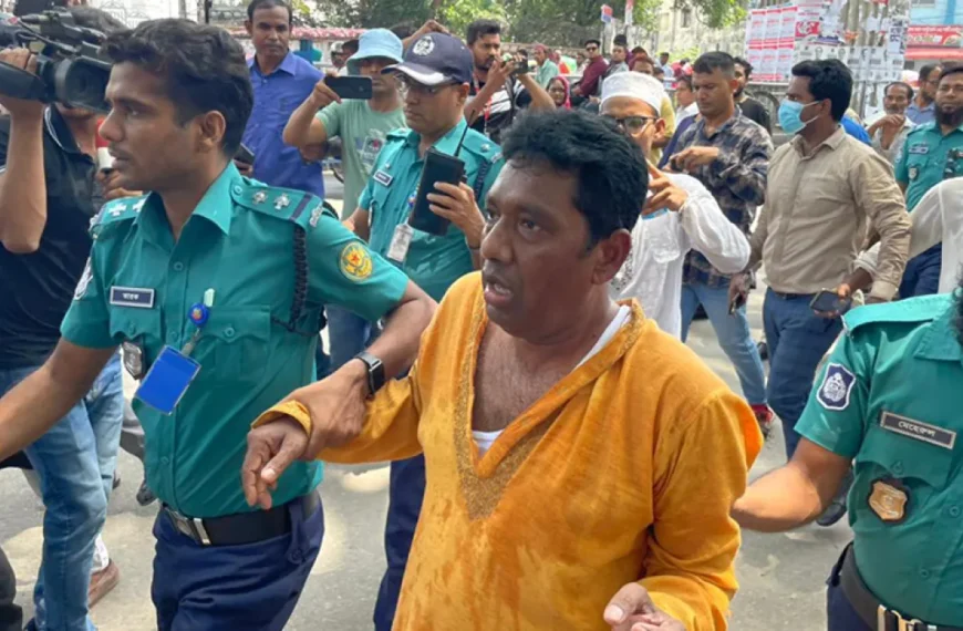 শিক্ষক নেতা অধ্যক্ষ শেখ কাওছার আহমেদ আটক