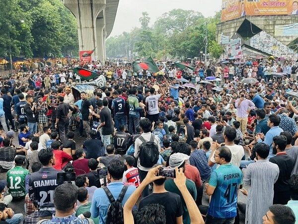 শুক্রবার আসছে ছাত্রদের নতুন আরো একটি রাজনৈতিক দল, নেতৃত্বে যারা