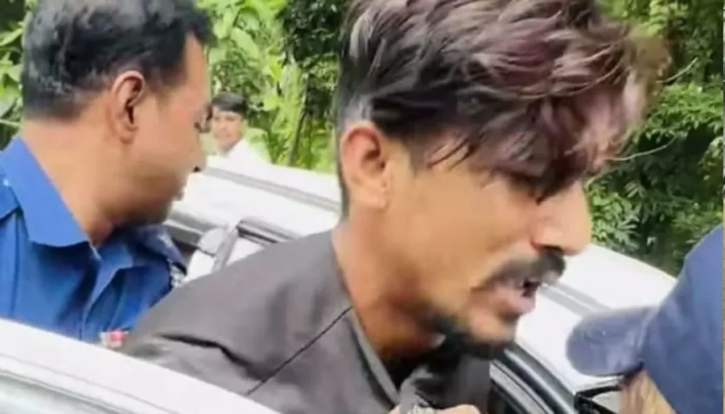 এইচএসসি পরীক্ষাকেন্দ্রের সামনে গুলি, অস্ত্রসহ গ্রেফতার ১