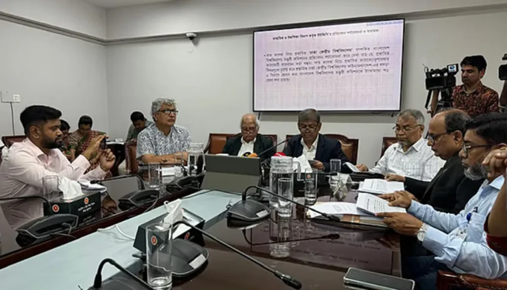 ঢাকা কেন্দ্রীয় বিশ্ববিদ্যালয়: ৪০% অনলাইন, ৬০% সশরীরে ক্লাস