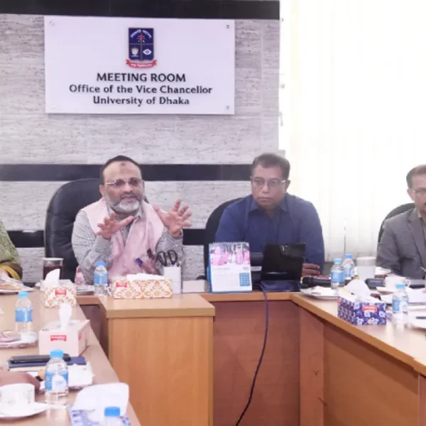 Peking University Delegation Meets DU Vice-Chancellor