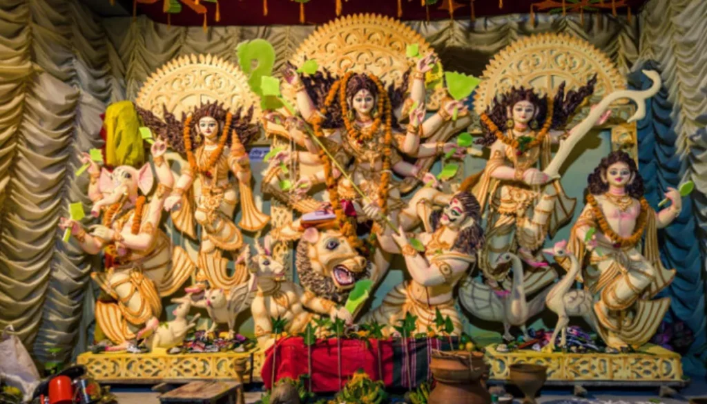 দুর্গাপূজা ঘিরে আইনশৃঙ্খলা নিয়ন্ত্রণে স্বরাষ্ট্র মন্ত্রণালয়ের বিশেষ সভা