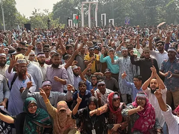 শিক্ষকদের দাবিতে প্রাথমিক মন্ত্রণালয়ের বৈঠক, কর্মবিরতি স্থগিত ঘোষণা