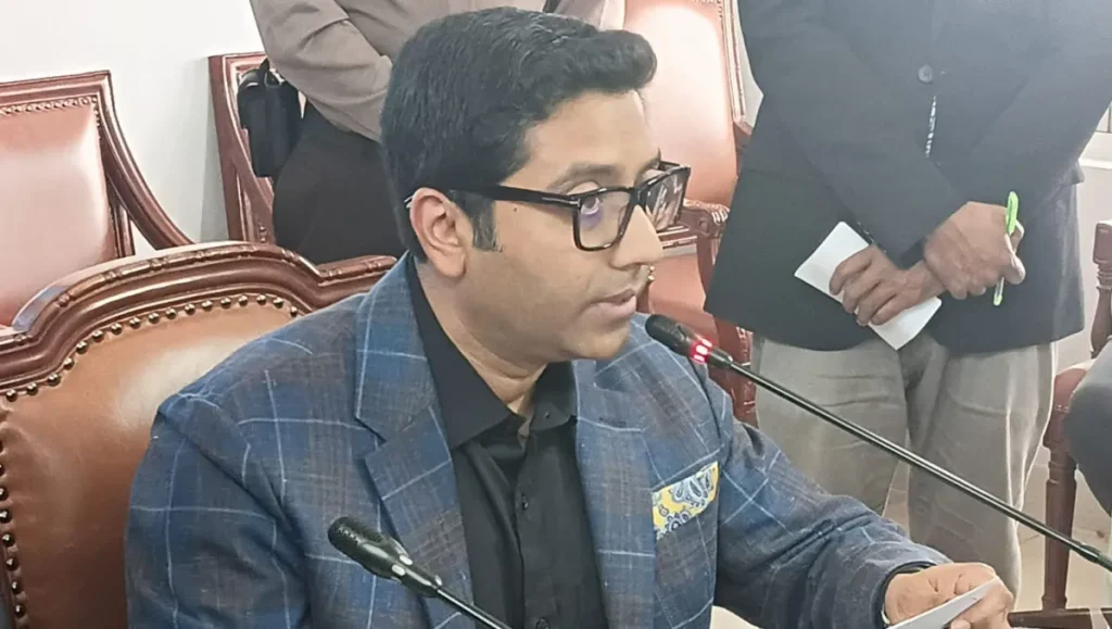 মাধ্যমিক স্তরে ক্রীড়া বাধ্যতামূলক করার ঘোষণা, টাইমটেবিলে যুক্ত হবে খেলাধুলা