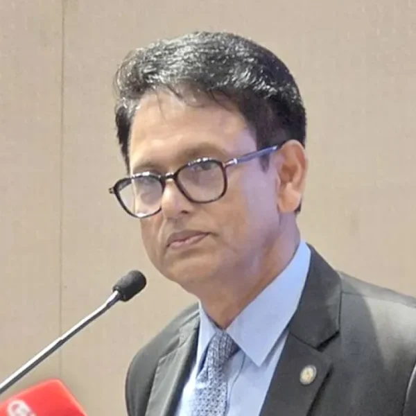৭২ ঘণ্টার বেশি কোনো ফাইল আটকে রাখা যাবে না: শিক্ষামন্ত্রী